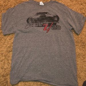 Men’s distressed tee